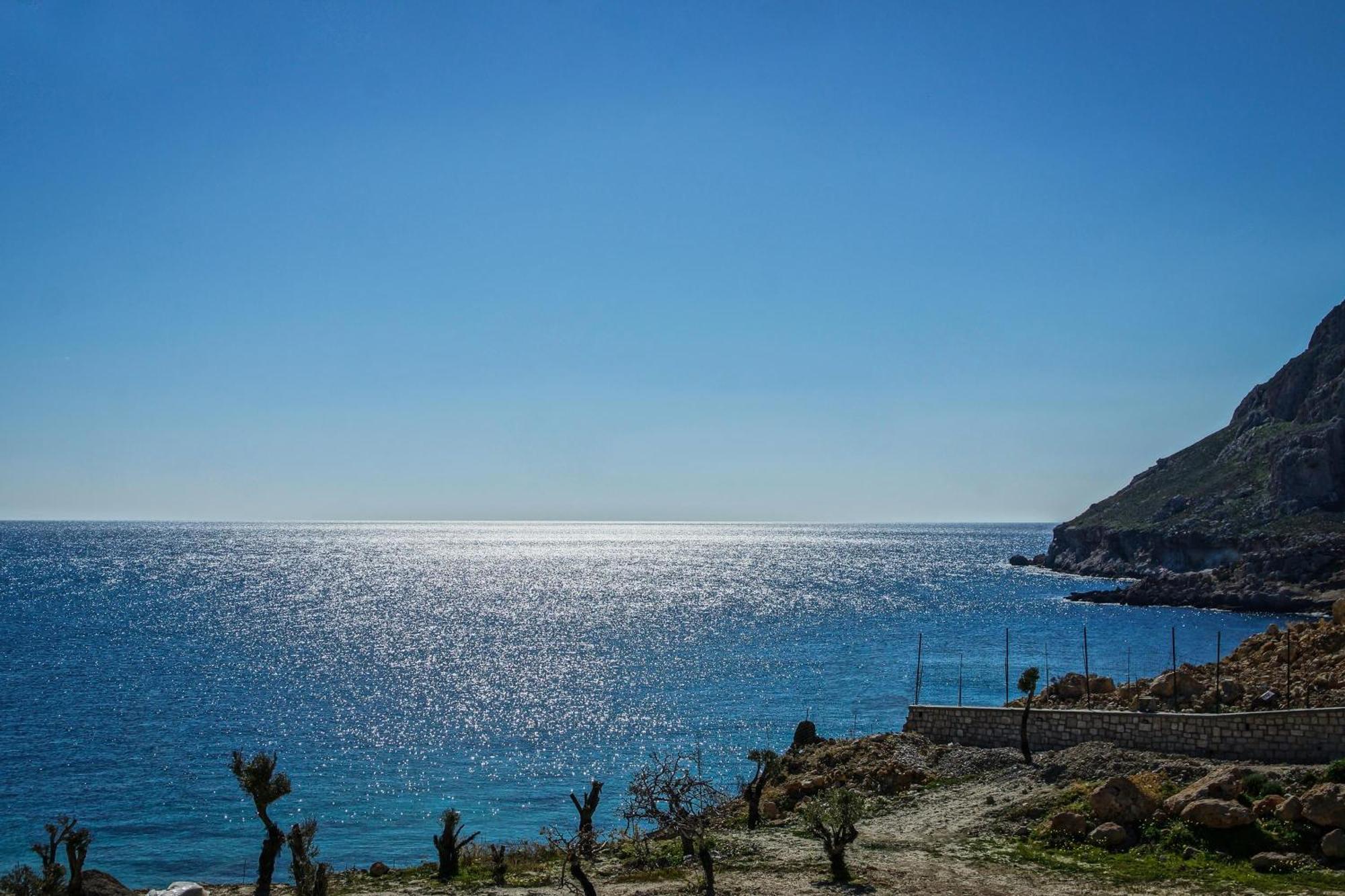 Aquamarine Luxury Suites Archangelos  Eksteriør billede