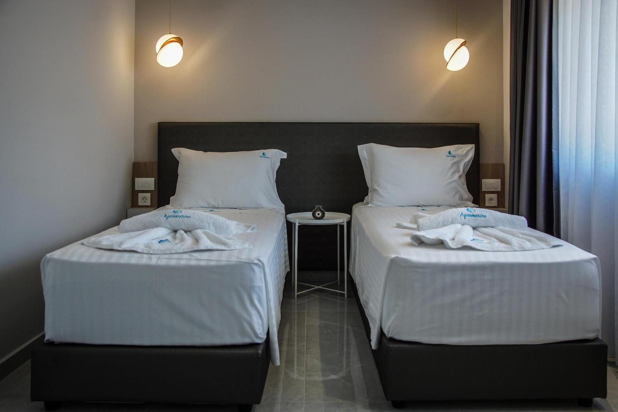 Aquamarine Luxury Suites Archangelos  Eksteriør billede